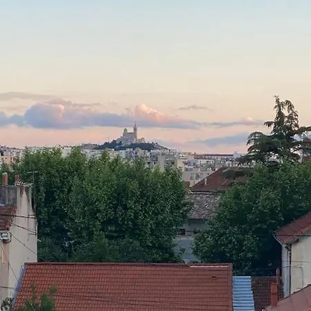 T3 Fermee Avec Parking Apartment Marseille